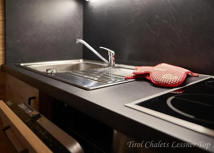 Lessner 로이타쉬