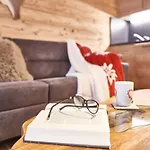 Lessner Apartment